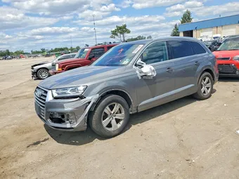 2017 Audi Q7 WA1LHAF74HD058403