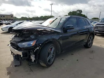2025 Audi Q5 e WA1E2AFY9S2045863