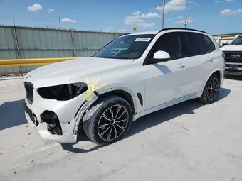 2022 BMW X5 5UXCR6C08N9J88883