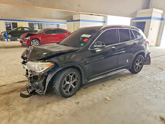 2016 BMW X1 WBXHT3C38G5E55442