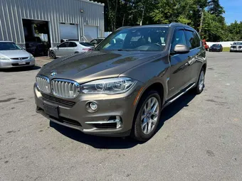 2018 BMW X5 5UXKR6C58J0U15446
