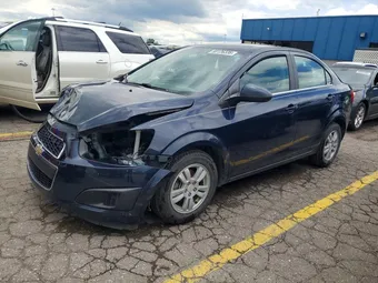 2015 Chevrolet Sonic 1G1JC5SH2F4130948