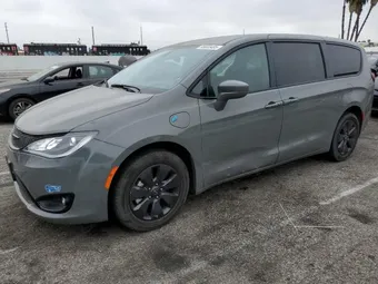 2020 Chrysler Pacifica Hybrid 2C4RC1H70LR240780