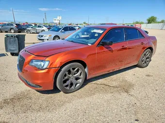 2021 Chrysler 300 2C3CCAAG4MH512145