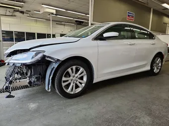2015 Chrysler 200 1C3CCCAB5FN658791