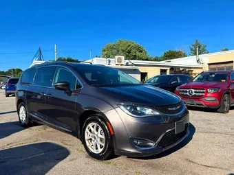 2020 Chrysler Pacifica 2C4RC1BG4LR106525