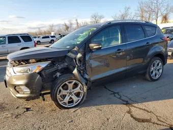 2019 Ford Escape 1FMCU9J93KUC26091