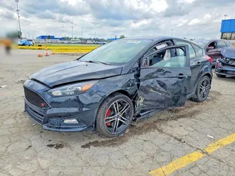 2018 Ford Focus 1FADP3L91JL203719