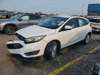 2017 Ford Focus 1FADP3K23HL318353