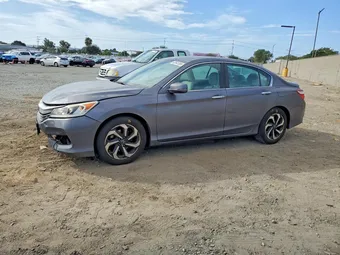 2017 Honda Accord 1HGCR2F73HA294018