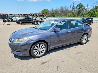 2015 Honda Accord 1HGCR2F85FA213610