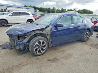 2017 Honda Accord 1HGCR2F78HA012102