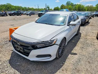 2018 Honda Accord 1HGCV1F10JA017284