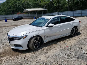 2018 Honda Accord 1HGCV2F34JA045564