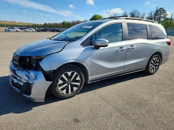 2025 Honda Odyssey 5FNRL6H61SB018151