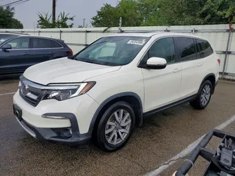 2019 Honda Pilot 5FNYF5H40KB011557