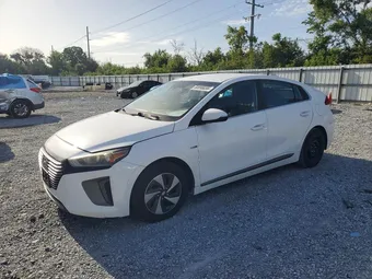 2017 Hyundai Ioniq KMHC75LC8HU031458