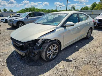 2017 Hyundai Elantra 5NPD84LF3HH107138