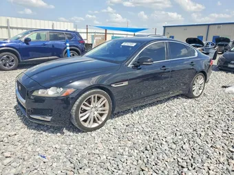 2016 Jaguar XF SAJBE4BV7GCY02873