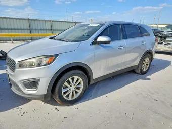 2016 Kia Sorento 5XYPG4A33GG165037