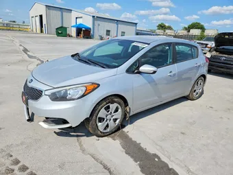 2016 Kia FORTE5 KNAFK5A85G5651026