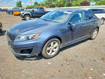 2015 Kia Optima KNAGM4A76F5557669
