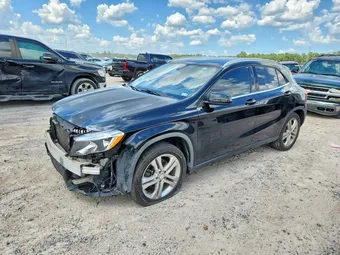 2015 Mercedes-Benz GLA-Class WDCTG4GB2FJ116028