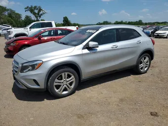 2017 Mercedes-Benz GLA-Class WDCTG4GB5HJ304741