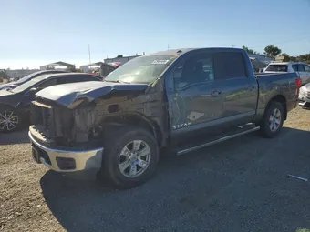 2017 Nissan Titan 1N6AA1EK9HN555980