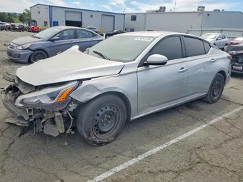 2020 Nissan Altima 1N4BL4BV4LC244761