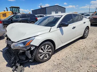 2019 Nissan Altima 1N4BL4BV2KC114444