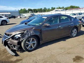 2015 Nissan Altima 1N4AL3AP7FN354897