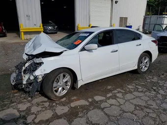 2015 Nissan Altima 1N4AL3AP0FC272537