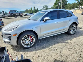 2015 Porsche Macan WP1AF2A58FLB47083