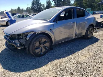 2026 Tesla Model Y 7SAYGDEE0TF418285