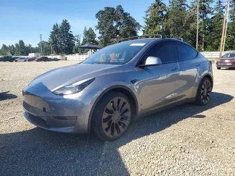 2025 Tesla Model Y 7SAYGDEF8SF263346