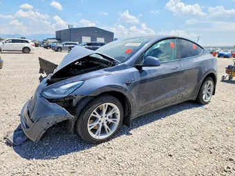 2021 Tesla Model Y 5YJYGDEEXMF094941