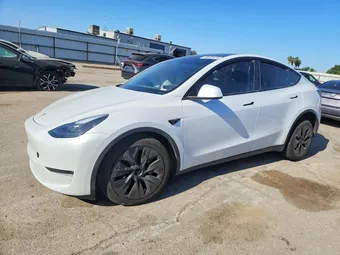 2024 Tesla Model Y 7SAYGDEE5RF077846