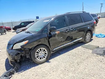 2017 Toyota Sienna 5TDYZ3DC5HS768192