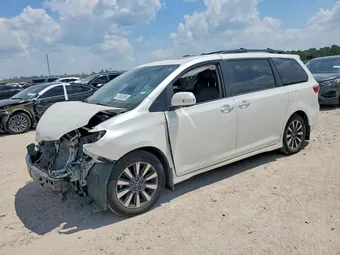 2020 Toyota Sienna 5TDYZ3DC8LS035658