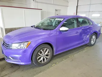 2016 Volkswagen Passat 1VWAT7A36GC036231