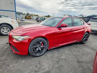 2018 Alfa Romeo ZARFAEEN4J7580652