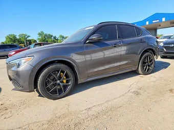 2021 Alfa Romeo ZASPAKBN5M7D02601