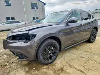2020 Alfa Romeo ZASPAKANXL7C82927