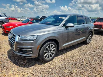 2017 Audi Q7 WA1VAAF72HD035974