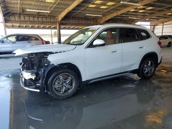 2026 BMW X1 WBX73EF01T5621185
