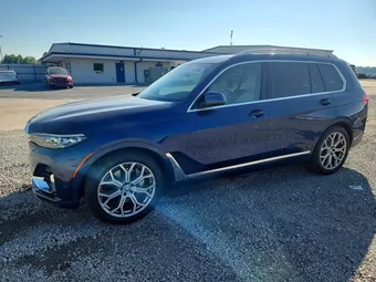 2021 BMW X7 5UXCW2C09M9H86421