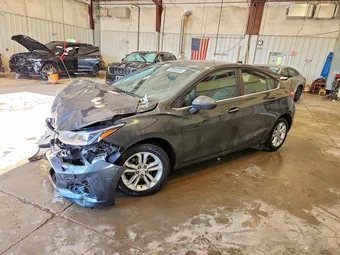2019 Chevrolet Cruze 3G1BE6SM6KS592599