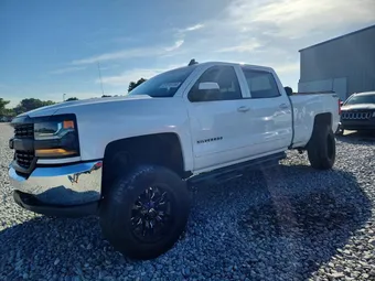 2018 Chevrolet Silverado 1500 1GCUKREC0JF152085