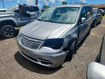 2016 Chrysler Town & Country 2C4RC1BG1GR173590